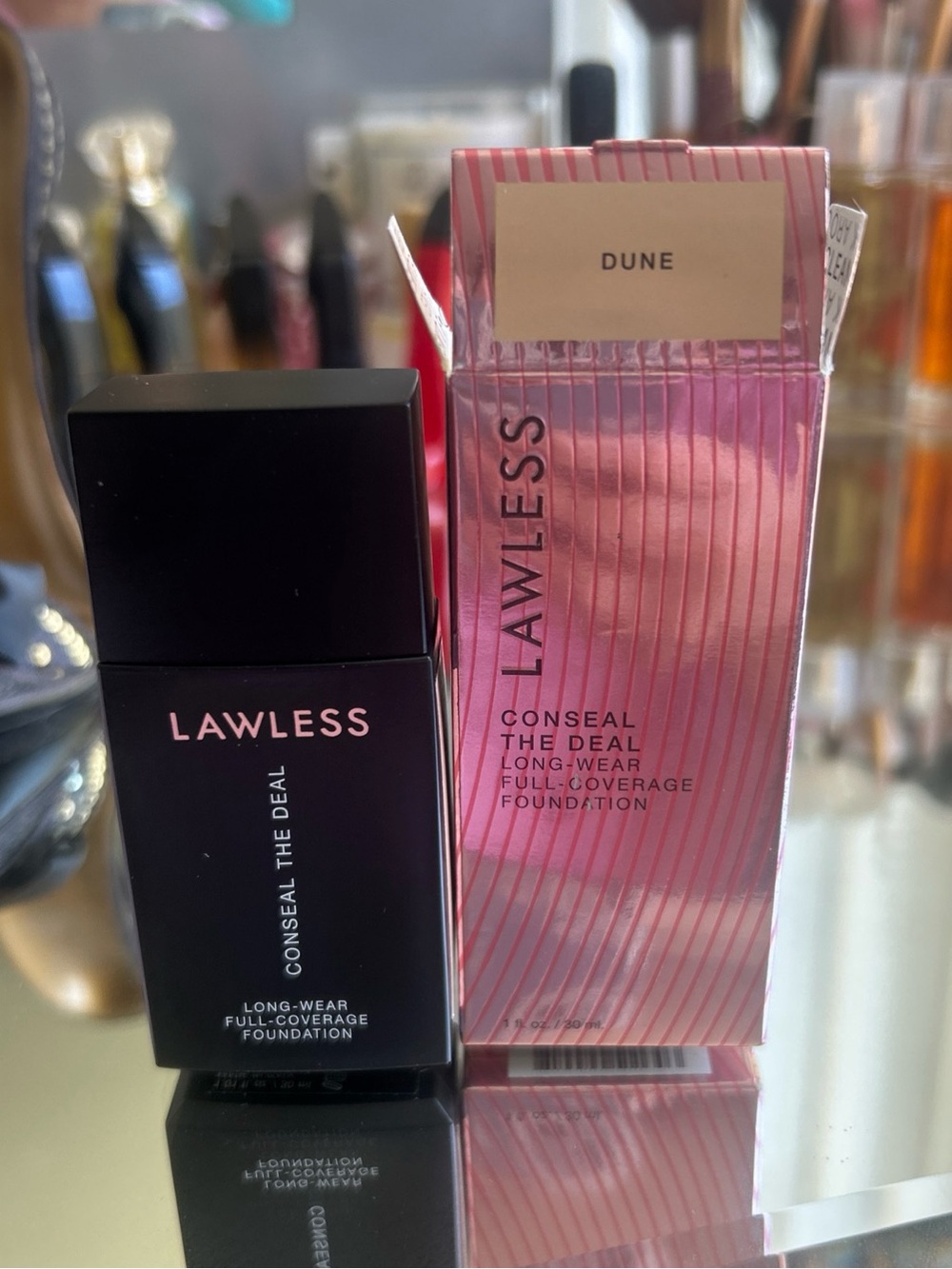 LAWLESS Conceal The Deal Foundation -  (Shade: Dune)